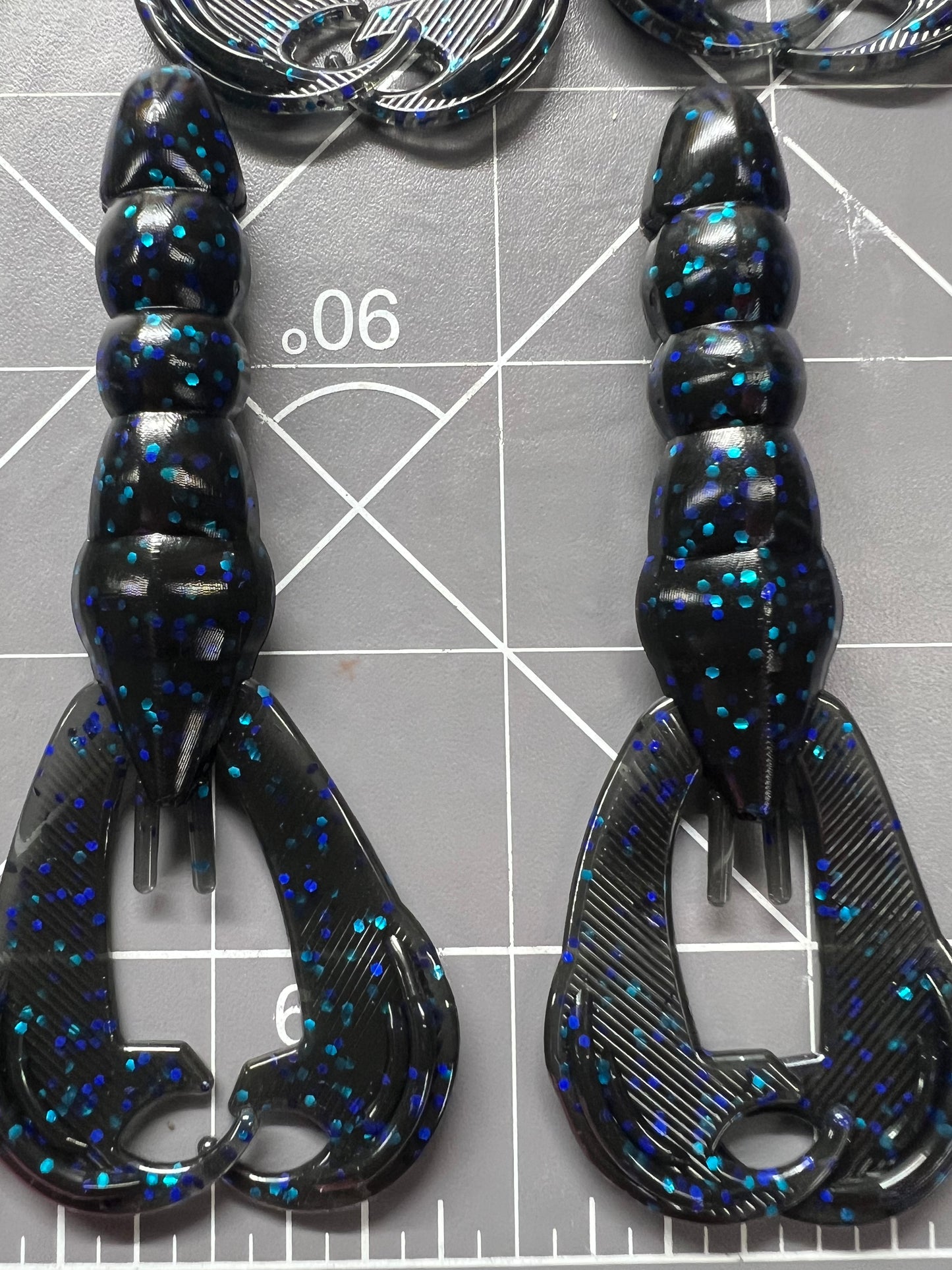 4” Bloodline Craw (8 Pack)